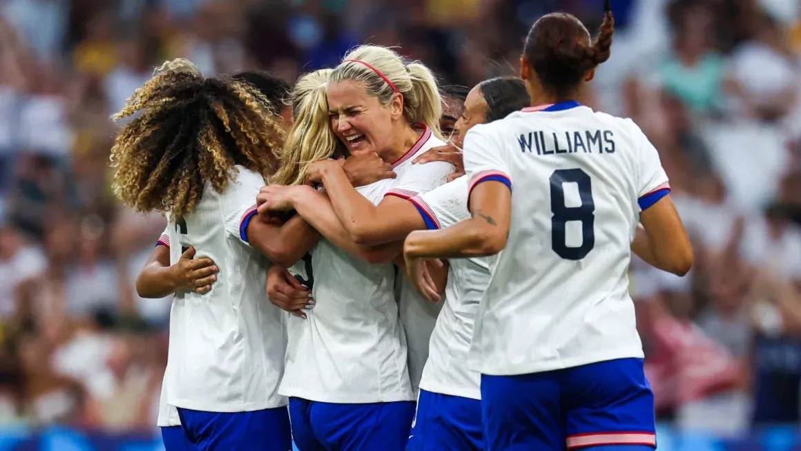 US Women’s Soccer Triumphs:Into the Quarterfinals